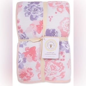 Burt’s bees organic reversible baby quilt
